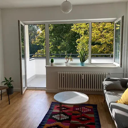Canal-front At Maybachufer - 1 Private In 80 Sqm Two-bedroom Flatshare 民宿 柏林