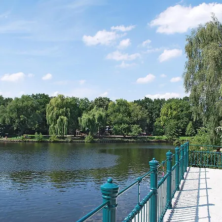 Ubytování v soukromí Canal-front At Maybachufer - 80 Sqm Two-bedroom Book One Or Full *