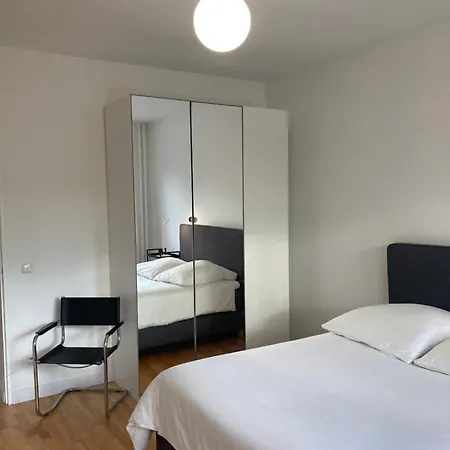 Canal-front At Maybachufer - Private In Newly Renovated 80 Sqm Two-bedroom Homestay Berlin
