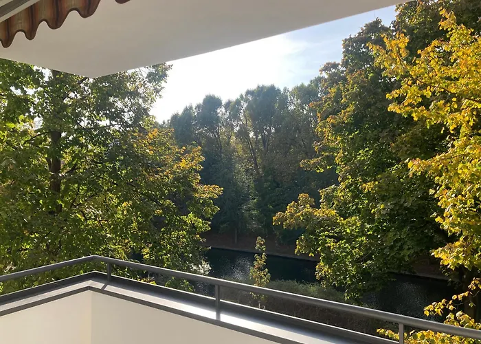 Canal-front At Maybachufer - 80 Sqm Two-bedroom Book One Or Full * Berlín