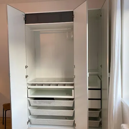 Canal-front At Maybachufer - 80 Sqm Two-bedroom Book One Or Full Проживание в семье *